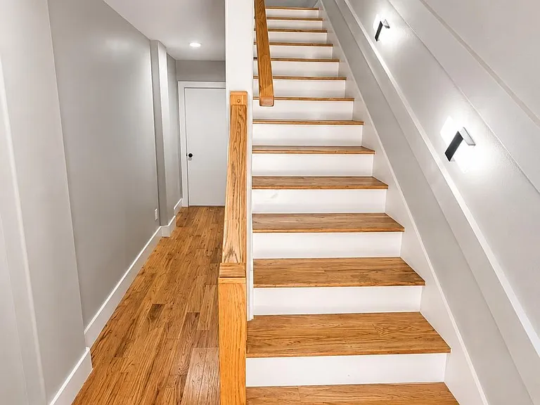 4406 Munger Ave #3 — Photo 2