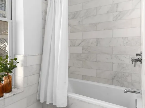 1370 Dean Street image 6 of 7