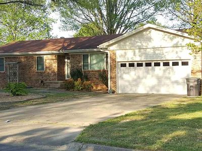 100 Cornwall Ct, Jacksonville, AR, 72076