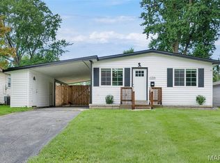11209 Saint Shawn Ln, Saint Ann, MO 63074