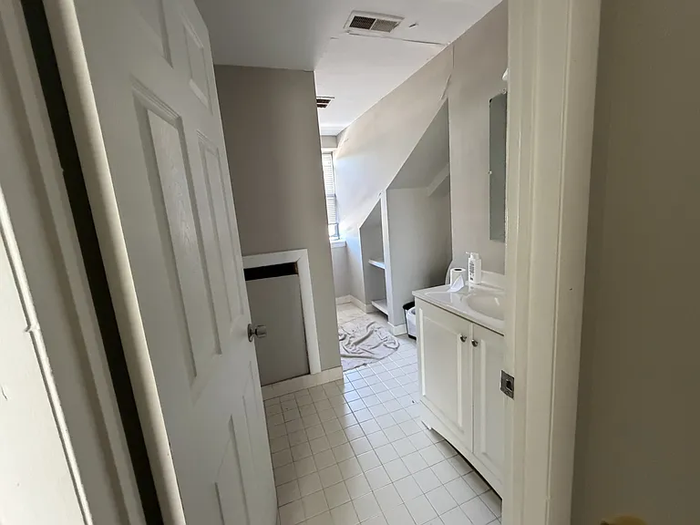 328 Almonesson Rd #A — Photo 16