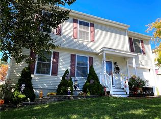 5 Amanda Dr, Cumberland, RI 02864