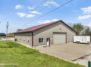 1010 W Buchanan St, California, MO 65018