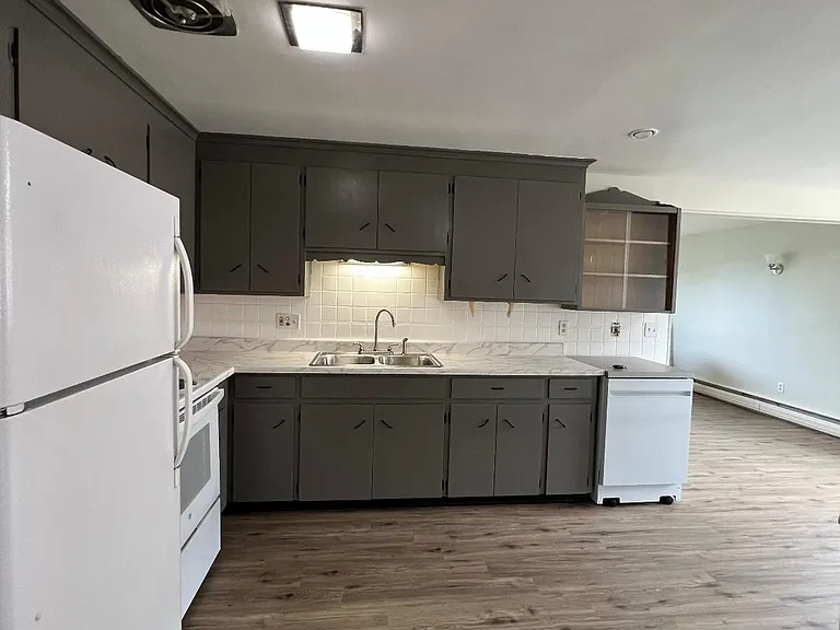 1015 Wehrle Dr #UP — Photo 5