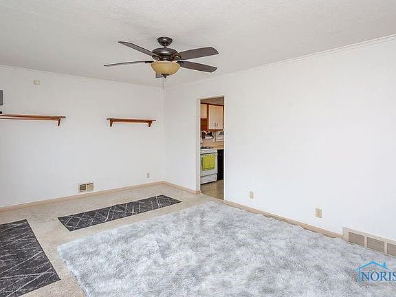 3rd image of 5215 303rd St