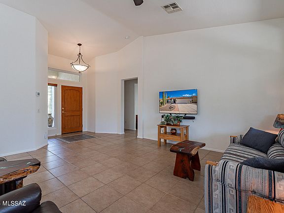 4th image of 1470 N Goldeneye Way