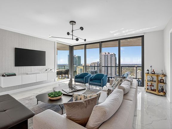 2nd image of 100 E Las Olas Boulevard #3004