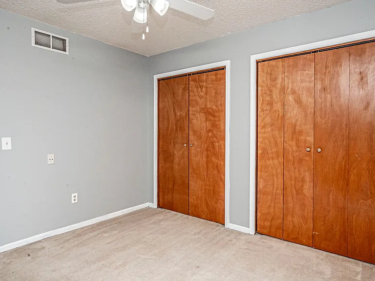 2505 Candlewood Dr — Photo 28