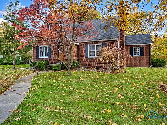 2nd image of 3319 Beverly Dr