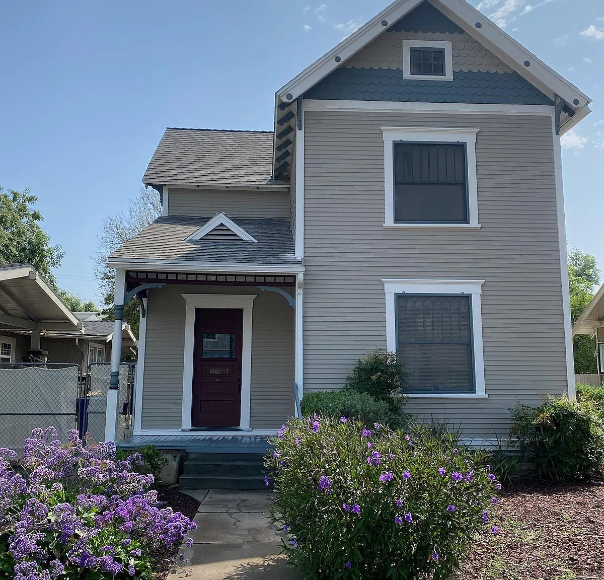 3 bed, 1020 sqft, $2,650 — Photo 3