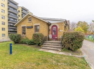 1641 Victoria Park Ave #3, Toronto, ON M1R 1P8