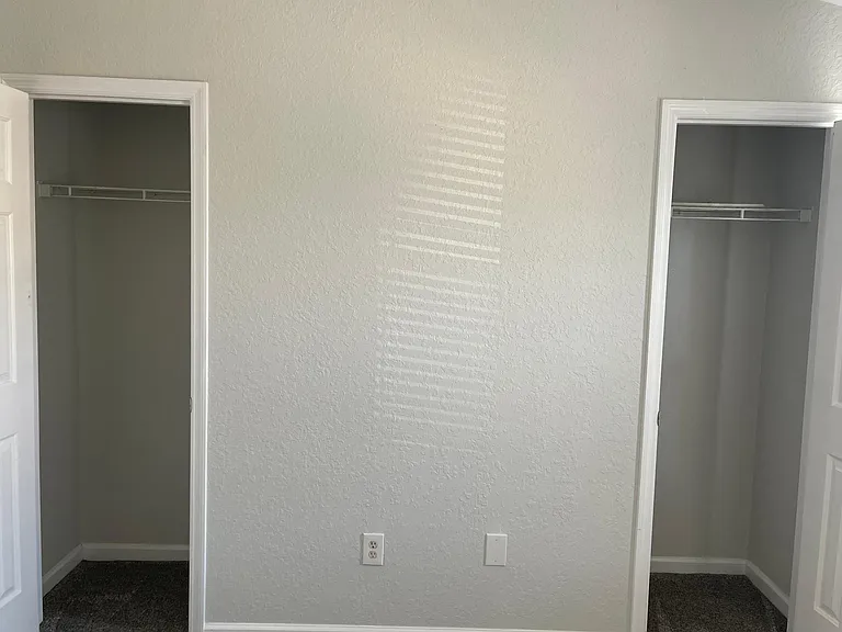 4441 SW 49th Ave — Photo 31