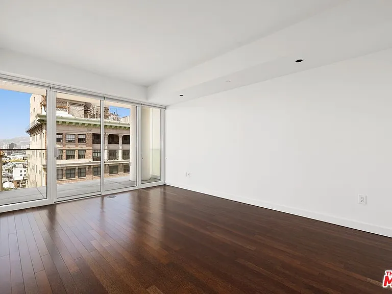 6250 Hollywood Blvd #12I — Photo 24