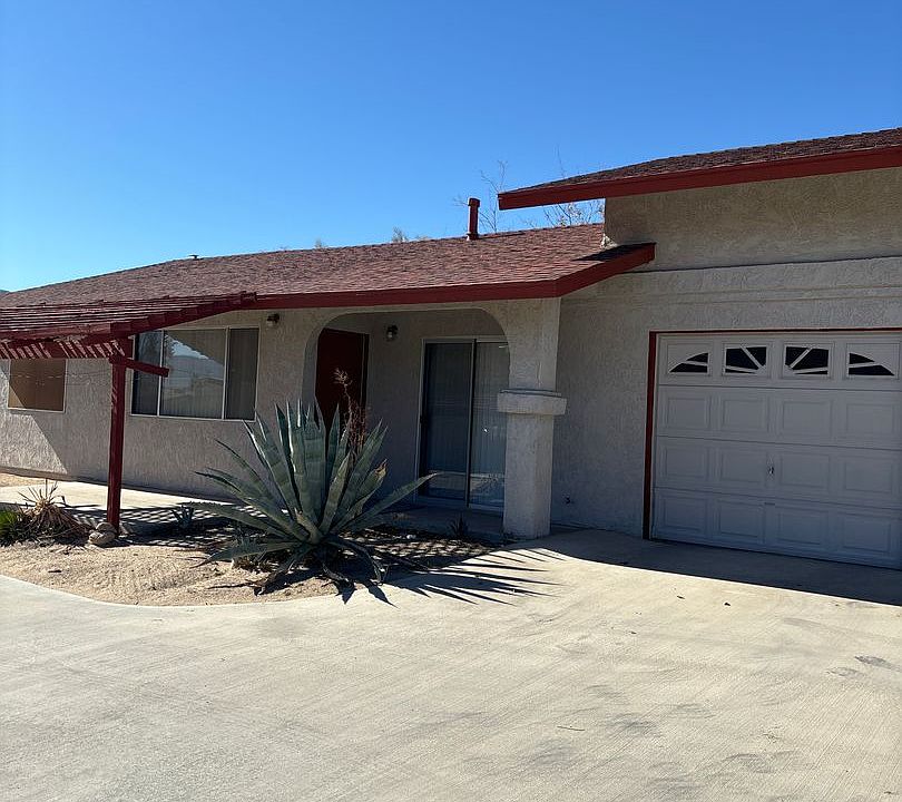 1st image of 73586 Sun Valley Dr