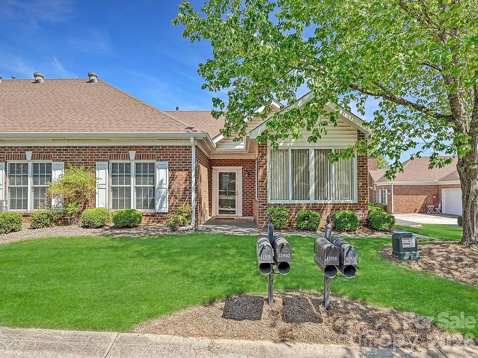 1st image of 8655 Windsor Ridge Dr