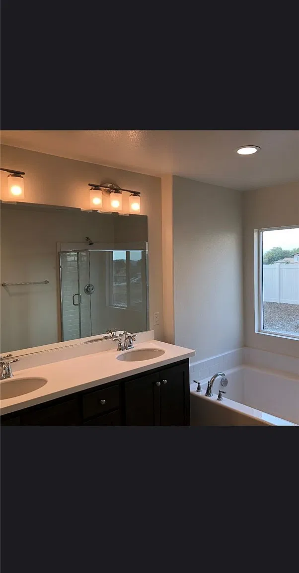 7 bed, 3.5 bath, 2833 sqft, $3,950 — Photo 4
