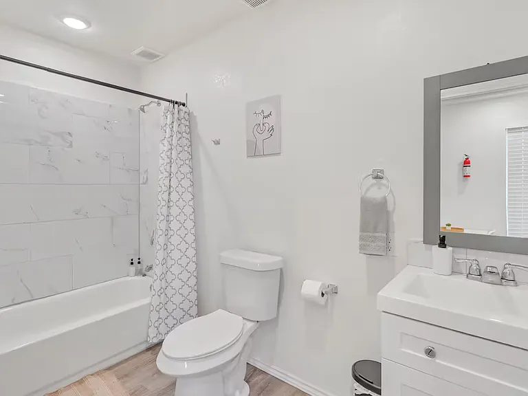 1407 Leal St #3 — Photo 7