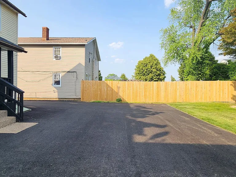 133 Alice Ann St — Photo 13