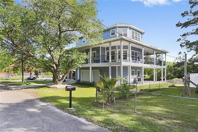 1st image of 28486 Lake Dr N