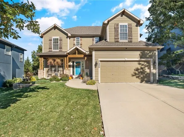 21940 W 97th Ter, Lenexa, KS 66220