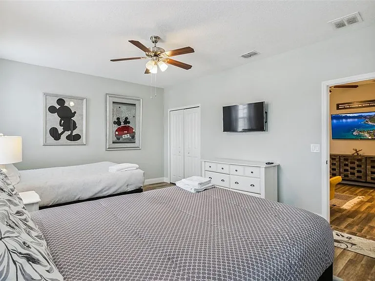 193 Captiva Dr — Photo 12