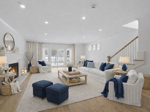 5th image of 206 W Main #4