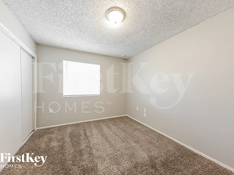3816 W Northern Ave — Photo 12