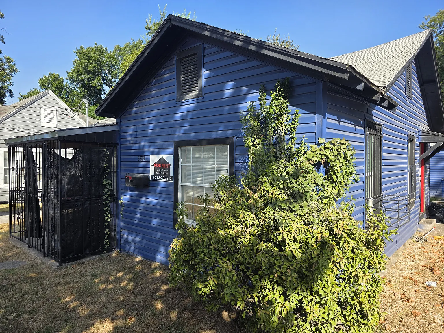 3 bed, 850 sqft, $1,450 — Photo 2