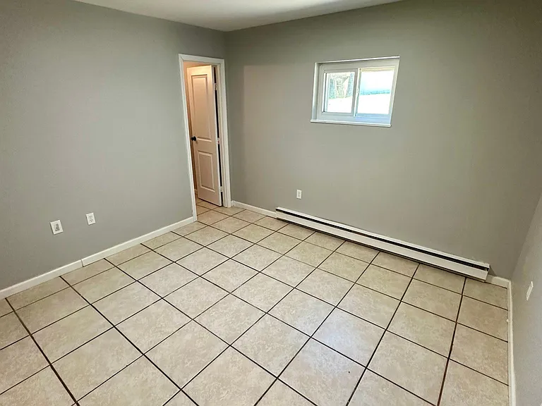 2235 Hanser Dr #3 — Photo 8