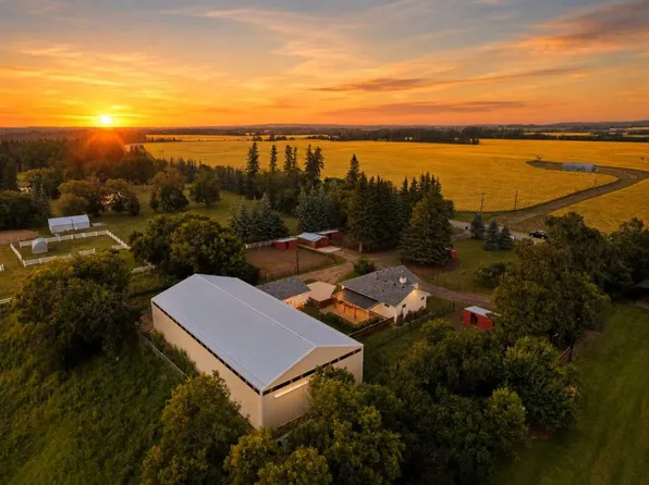 38546 E Range Road 272, Red Deer, AB T4P 0X6