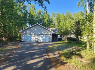 6741 W Hemmer Dr, Wasilla, AK 99623