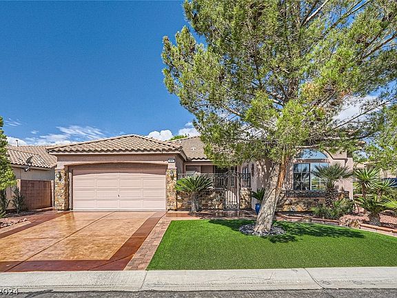 3rd image of 65 Escondido Canyon St