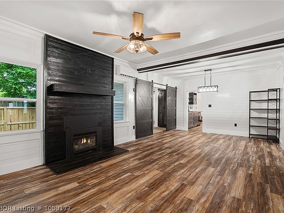 4th image of 508 W Creek Ave