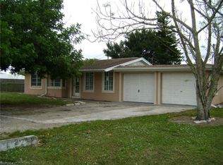 310 W Bougainvillea Rd, Lehigh Acres, FL 33936
