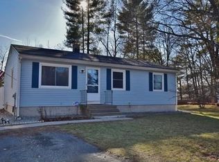 37 Parkerview St, Springfield, MA 01129