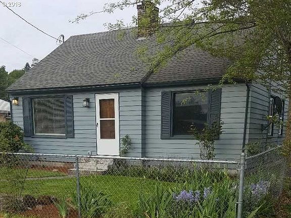 2nd image of 611 Ash St