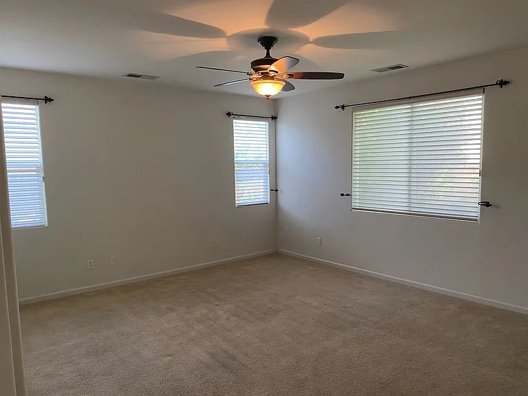 2434 N El Cajon St — Photo 19