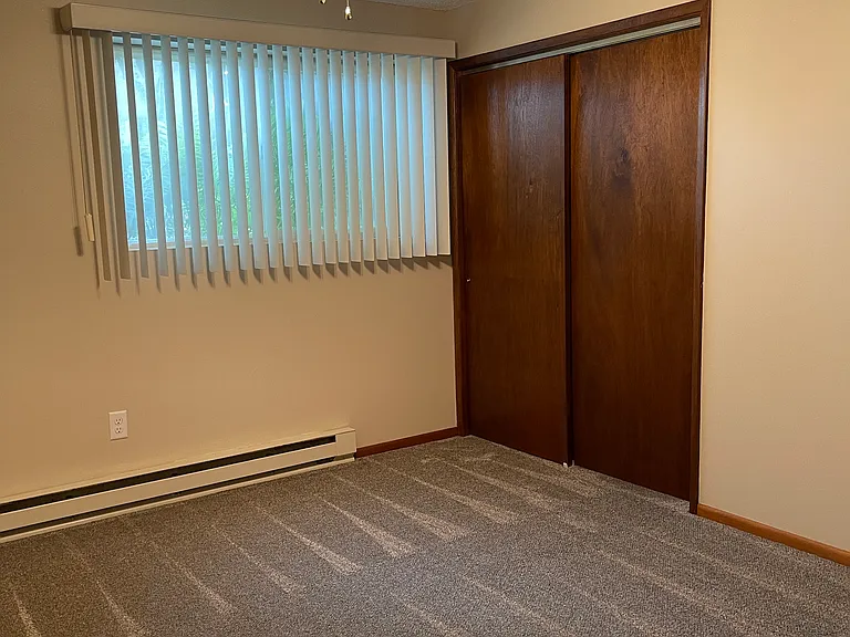 2715 W Euclid Ave #101 — Photo 13