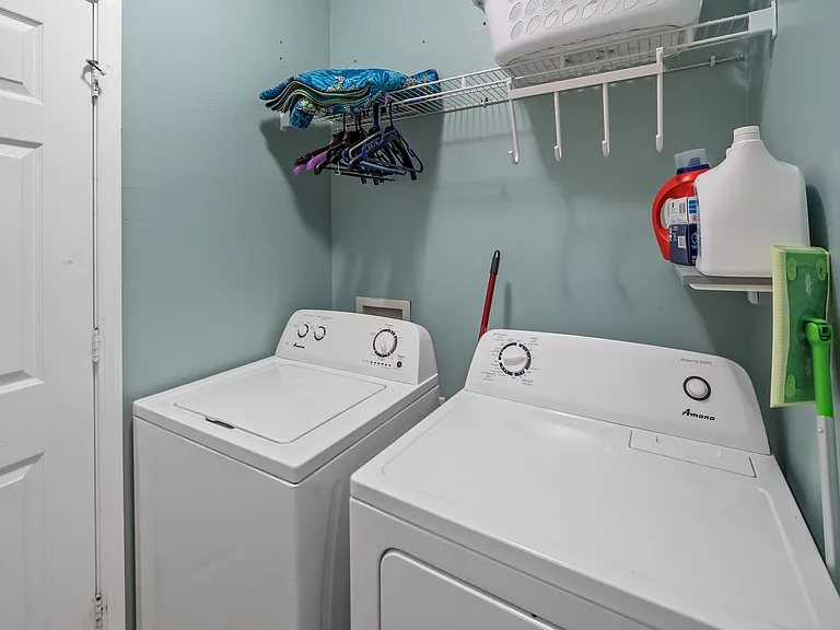 217 Antigua Pl — Photo 15
