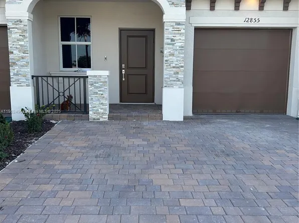 12855 NW 24th Ave, Miami, FL 33167