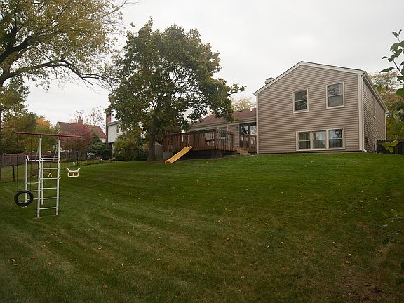 4th image of 236 Longridge Dr