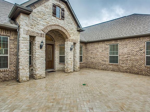 2nd image of 3819 Preston Cove Ct