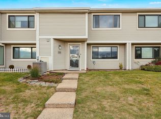 806 Continental Dr, Harleysville, PA 19438