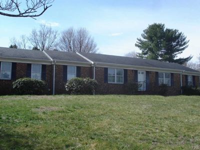 121 Gouyer Dr, Madison Heights, VA, 24572