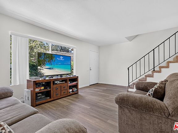 4th image of 2680 La Paloma Cir