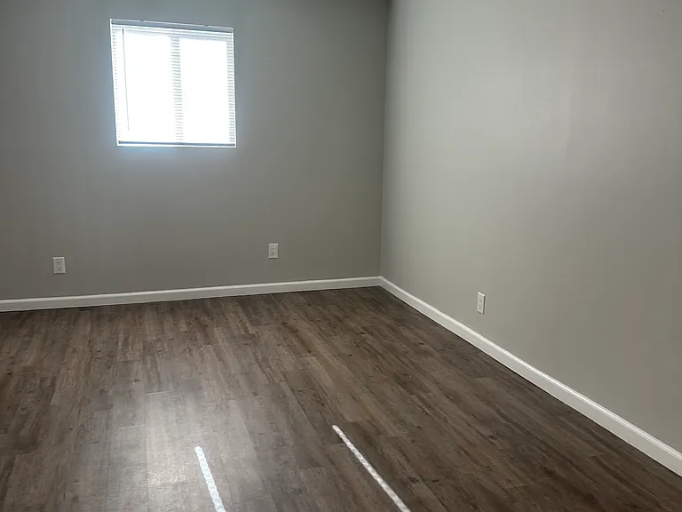 16607 Benson Rd S — Photo 11
