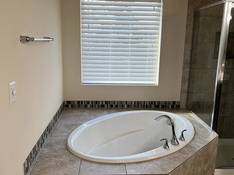 17024 SE Rhododendron St — Photo 15