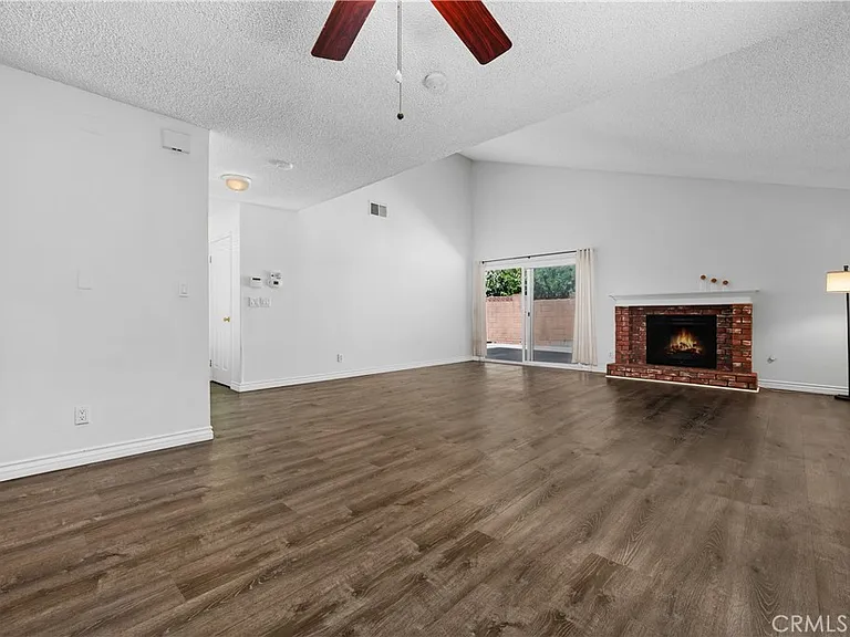 8349 Lurline Ave — Photo 4