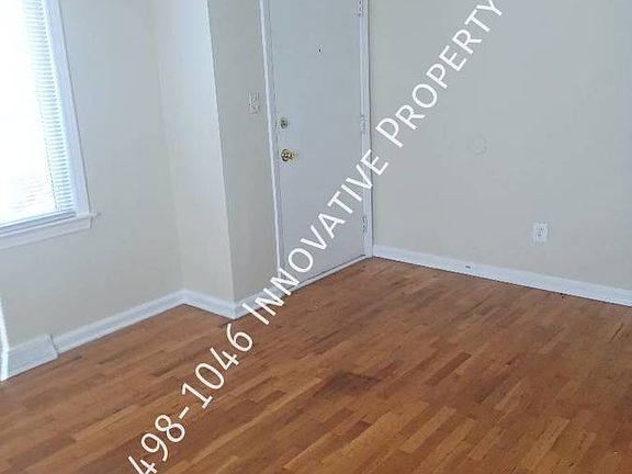 5th image of 1309 Clancy Ave