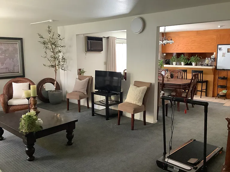 1329 N Ditman Ave — Photo 13
